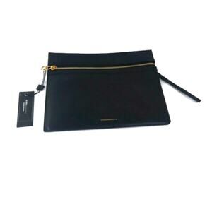 BCBG penelope wristlet NWT